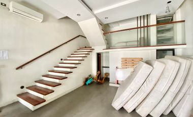 For Lease: 3-Storey Residential Building, Studio Apartment, Dormitory Near West