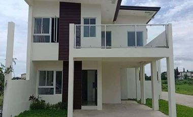 Single Attached Complete Type House and Lot for Sale at Sta Rosa |Rose Pointe