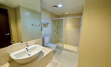 2BR Condo Fully Furnished St. Francis Shangri-la Place with View