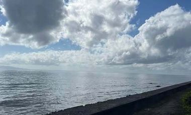 200 sqm Commercial Vacant Lot Beach Front for Sale Quinabuigan, Pinamalayan, Or