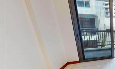 5 Bedroom Staff House for lease at Sunny Place, Tambo, Parañaque