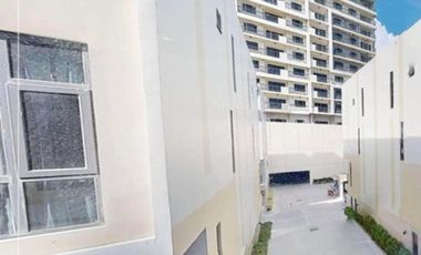 5 Bedroom Staff House for lease at Sunny Place, Tambo, Parañaque