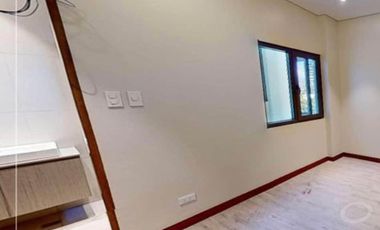 5 Bedroom Staff House for lease at Sunny Place, Tambo, Parañaque