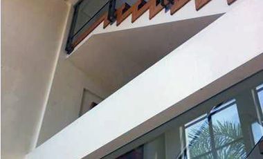 For rent/lease: modern house in mckinley hill taguig