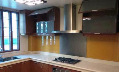 For rent/lease: modern house in mckinley hill taguig