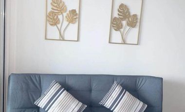 For Lease- 1BR Condo Bahamas tower 4th floor in Azure Bicutan Parañaque with Balcony, Furnished