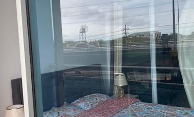 For Lease- 1BR Condo Bahamas tower 4th floor in Azure Bicutan Parañaque with Balcony, Furnished