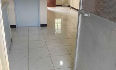 Property # 10085 Townhouse with parking for rent in A.S Fortuna Mandaue City