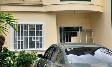 Property # 10085 Townhouse with parking for rent in A.S Fortuna Mandaue City
