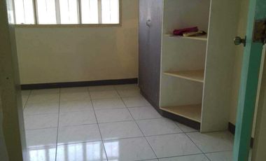 Property # 10085 Townhouse with parking for rent in A.S Fortuna Mandaue City