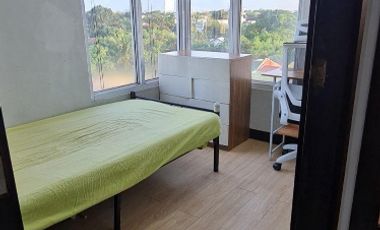 2 Bedroom Corner Unit 42 sqm Furnished at 2.9M For Sale in Sun Valley, Parañaque