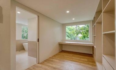 Modern House 5 Bedroom For Sale Hillsborough Alabang Muntinlupa