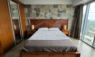 175 sqm 3 Bedroom Penthouse in Eton Residences, Makati City