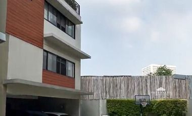 PN55728 Townhouse Rent Santolan San Juan P110k/mo FA:319sqm 3BR 3.5T&B 2CarGrg