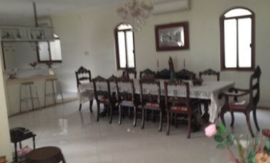 Spacious Classic House For Rent in Dasmarinas Village, Makati City