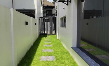 Pulu Amsic Subdivision 4BR w/ balcony, clean title in Angeles City, Pampanga