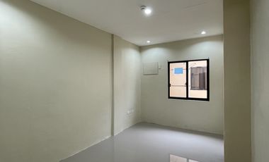 3 Bedroom Extended Apartment in Crowns Apartment