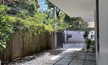 For Rennt 4 Bedroom House in Dasmarinas Village Makati