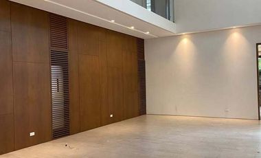 For Rennt 4 Bedroom House in Dasmarinas Village Makati