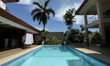 3 Houses Fully Furnished 2 Storey House With Swimming Pool Income Generating