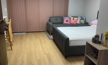 FOR RENT STUDIO UNIT WITH BALCONY AT MONTERRACE SUITES D’HEIGHTS CLARK PAMPANGA