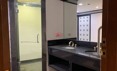 3 BEDROOMS AT PACIFIC PLAZA MAKATI FOR LEASE