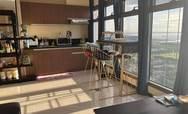 For Sale: Fully furnished Penthouse with parking at The Radiance Manila Bay