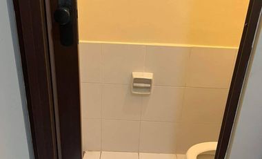 For Sale: Fully furnished Penthouse with parking at The Radiance Manila Bay