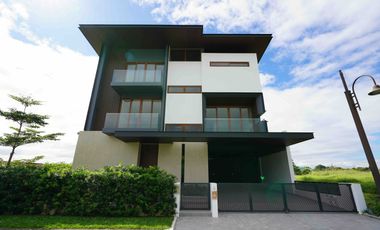 Brand New Modern House For Sale in Alabang West Along Daang Hari.