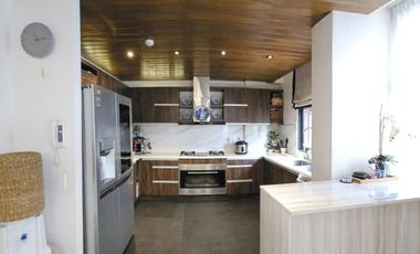 San Juan Town house for sale