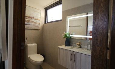 San Juan Town house for sale