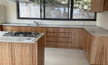 CASA EN RENTA EN CLUB Y DENTRO DEL CAMPO DE GOLF ALTOZANO, MORELIA