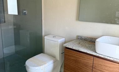 CASA EN RENTA EN CLUB Y DENTRO DEL CAMPO DE GOLF ALTOZANO, MORELIA