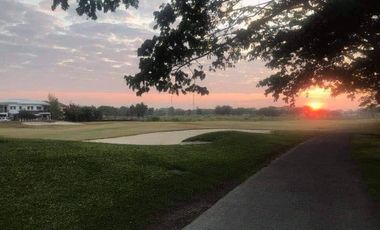 FOR SALE RESIDENTIAL LOTS WITHIN AN EXCLUSIVE COMMUNITY NEAR SM PAMPANGA & NLEX