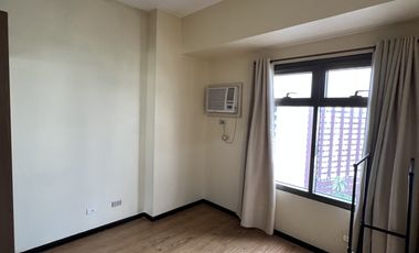 1 Bedroom For Rent at The Radiance Manila Bay Pasay City