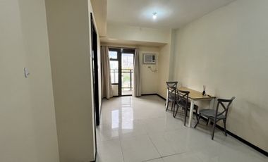 1 Bedroom For Rent at The Radiance Manila Bay Pasay City