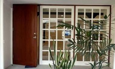 5 Bedrooms House and Lot for Rent at Pasay City