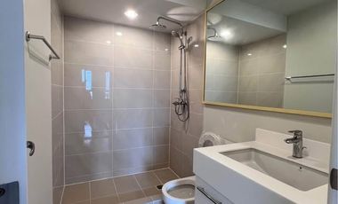 49 sqm 1BR for Rent in The Arton Place by Rockwell, Quezon City