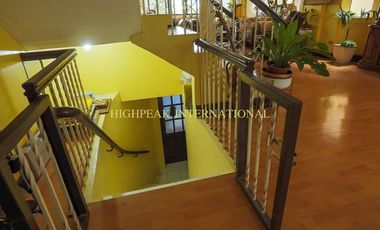 MA. LUISA REDUCED FOR SALE: Elegant family home