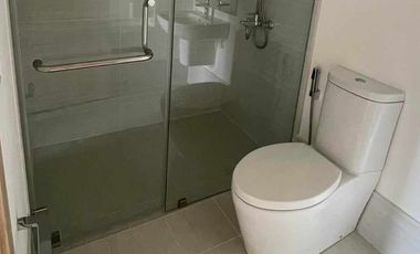 1BR UNIT IN PATIO SUITE with parking FOR SALE