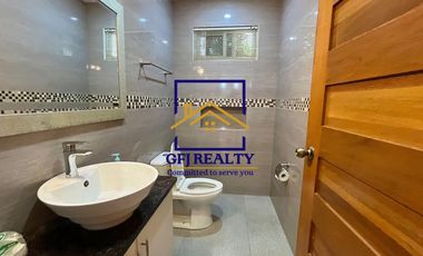 For Rent: House 6 Ensuite Bedrooms with Pool in Angeles City, Pampanga