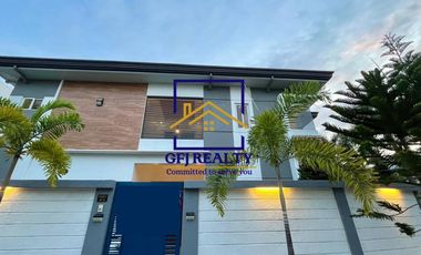 For Rent: House 6 Ensuite Bedrooms with Pool in Angeles City, Pampanga