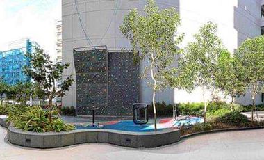 RUSH 1BR Corner Unit in Mactan Newtown Cebu Lapu Lapu City near the beach