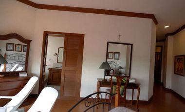 House For Sale in Canyonwoods with View of Taal Lake. Near Tagaytay