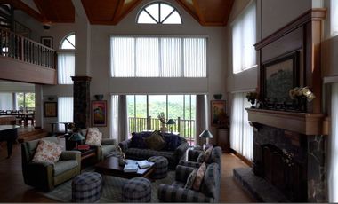 House For Sale in Canyonwoods with View of Taal Lake. Near Tagaytay