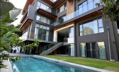 JSL Modern House in Ayala Alabang Village for Sale