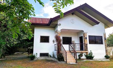 House and Lot 3BR with huge garden, clean title in Sta. Cruz Mexico, Pampanga