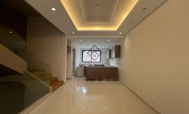 FOR SALE Brand New Modern, Bright, and Airy 4-Unit Townhouse in San Juan - SH73