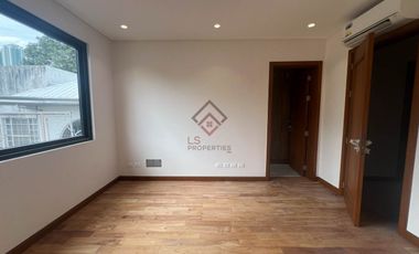 FOR SALE Brand New Modern, Bright, and Airy 4-Unit Townhouse in San Juan - SH73