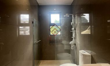 FOR SALE Brand New Modern, Bright, and Airy 4-Unit Townhouse in San Juan - SH73